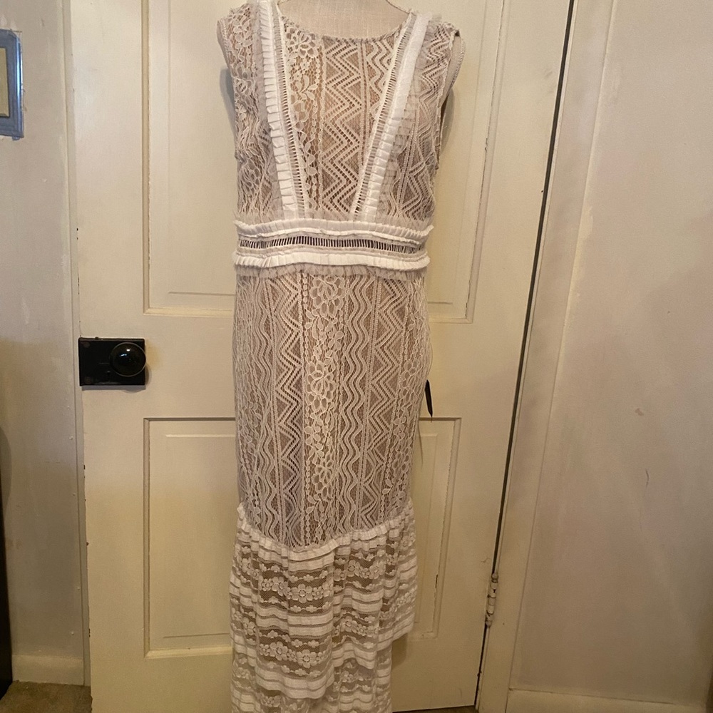 Lulus Garden Soirée White Lace Sleeveless Tiered Midi Dress.